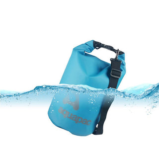 Paquete especial de deportes acuáticos azules: teléfono, bolsa impermeable y mosquetones